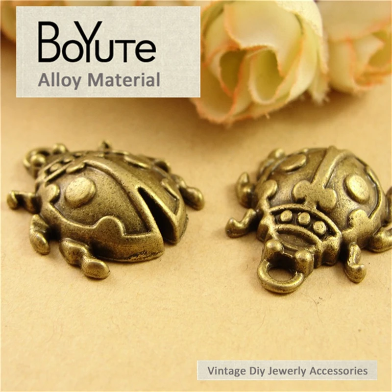 BoYuTe (40 Pieces/Lot) 25*21MM Antique Bronze Plated Zinc Alloy Beatles Pendants for Jewelry Components Diy Accessories