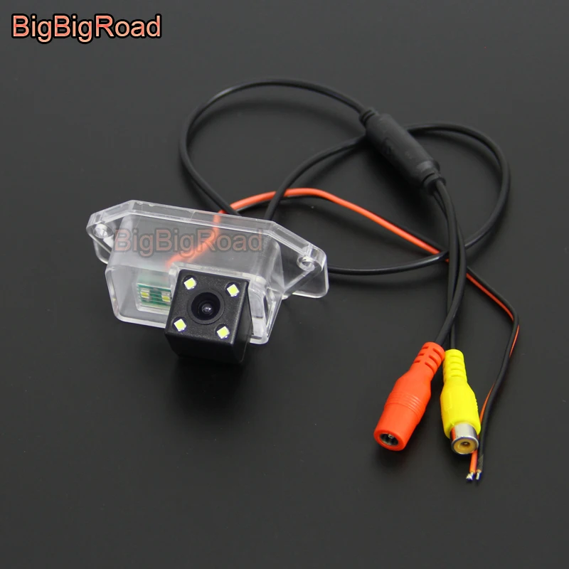 

BigBigRoad Car Rear View Backup Parking Camera For Mitsubishi Galant Lancer IO GT ex 2007 2008 2009 2010 2011 2012 2013 -2015