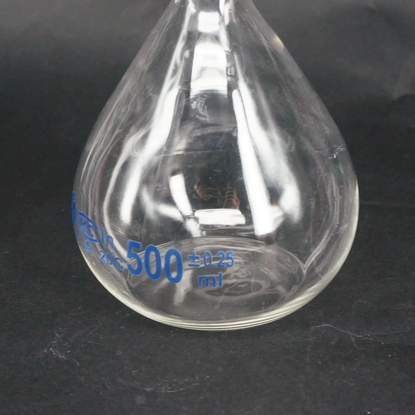 500ml Graduated Labrotary Glass Liquid Volumetric Flask with Glass Stopper