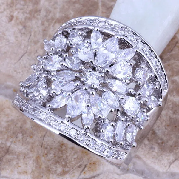 Fantastic White CZ Silver Plated  Ring Size 5 / 6 / 7 / 8 / 9 / 10 / 11 / 12 S0180