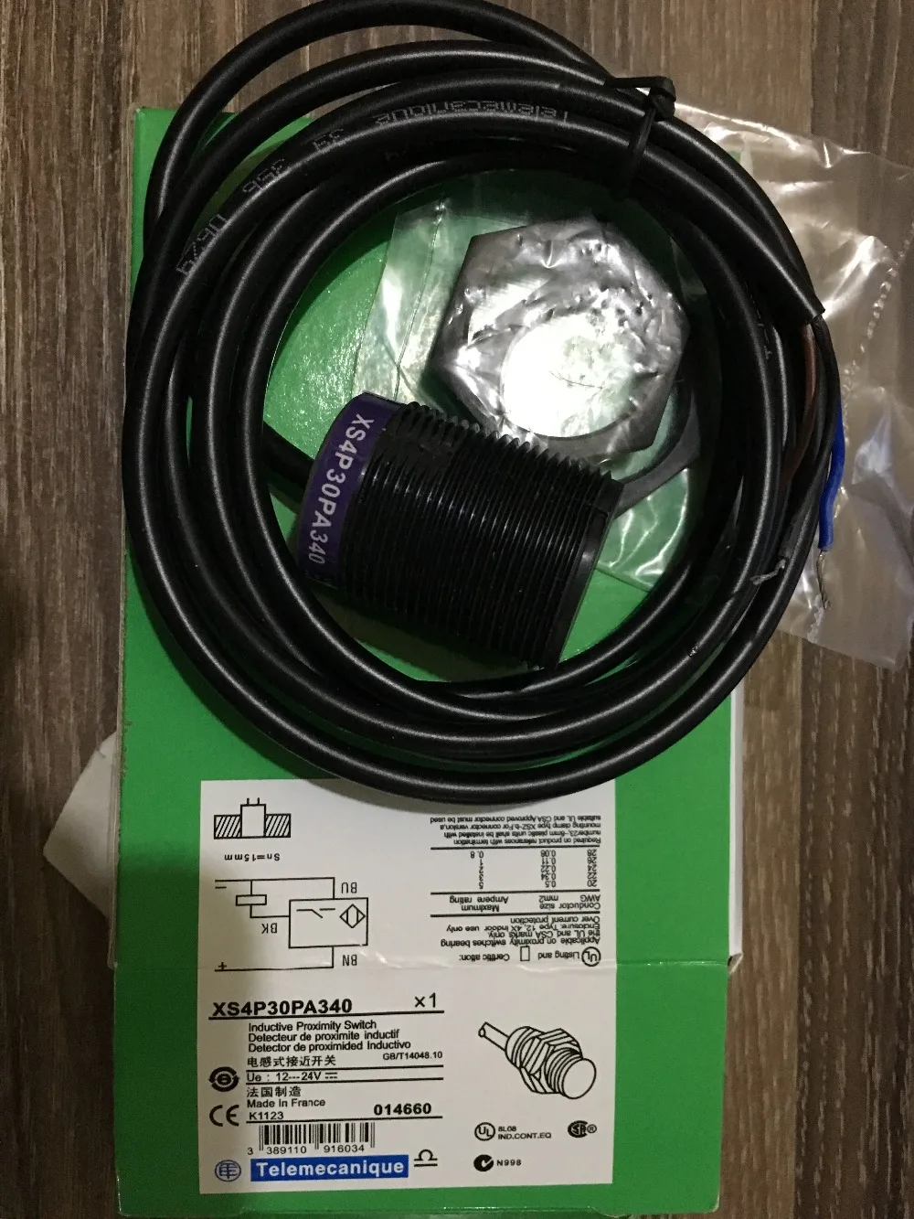 

Высококачественный бесконтактный переключатель Schneider XS4P30PA340 12-24 В
