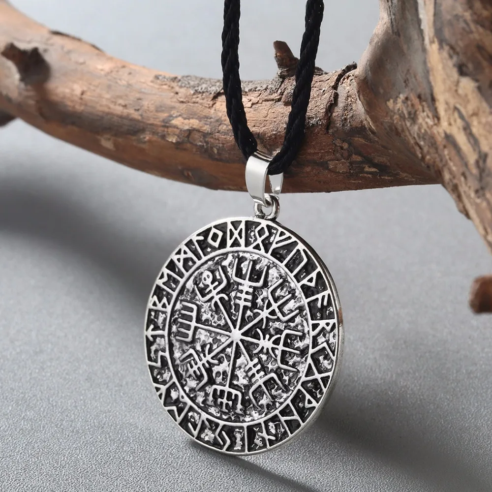 Nostalgia Viking Vegvisir Compass Odin\'s Symbol Of Norse Runic Runes Amulet Pendants Necklaces Vintage Jewelry