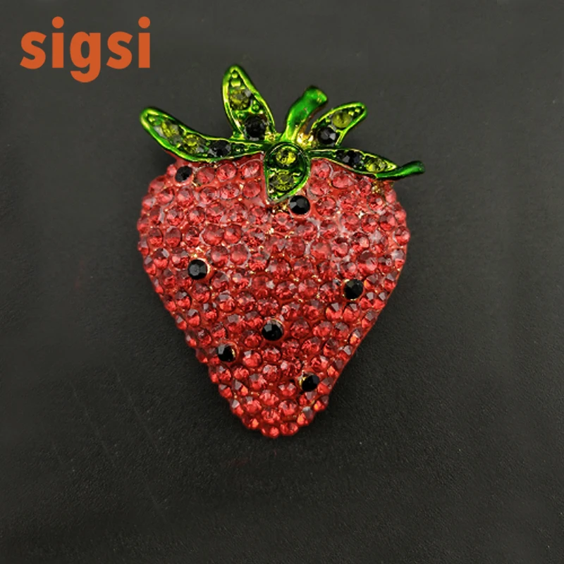 100pcs/lot 1.6x1.24 Inches Cute Red Rhinestone Strawberry Brooch fruit Gold-Tone Safe Pin