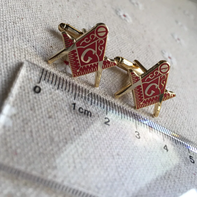 1 Pair Masonic Black White Checkered Rug Floor Paster Master Cufflink for the Freemason Cuff Links Masons Keystone Tools