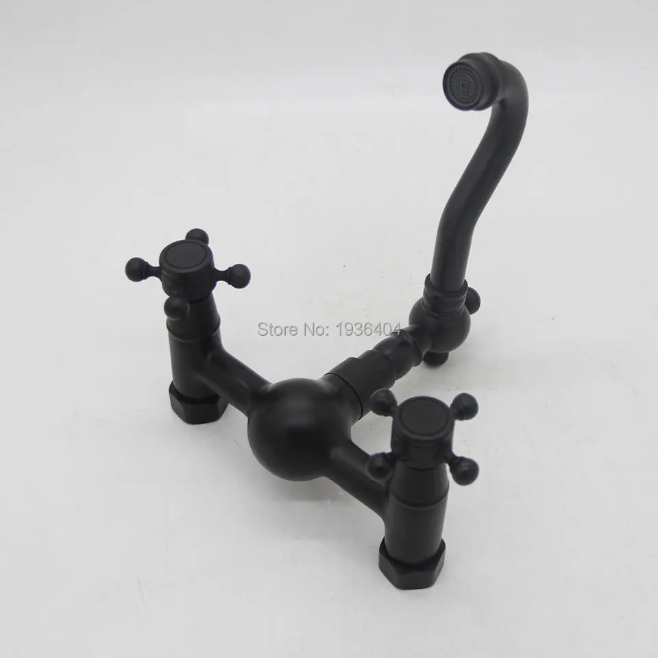 Estilo europeu Wall Mounted Handle Dupla Preto Antigo Torneira bica giratória torneira misturadora B3265