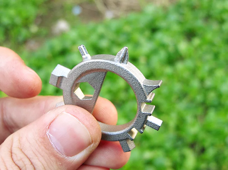 10PCS Multifunctional Gear Outdoor Octopus Shape Keychain Screwdriver Repair Tools 12 Function Kits Self Defense Selfdefense