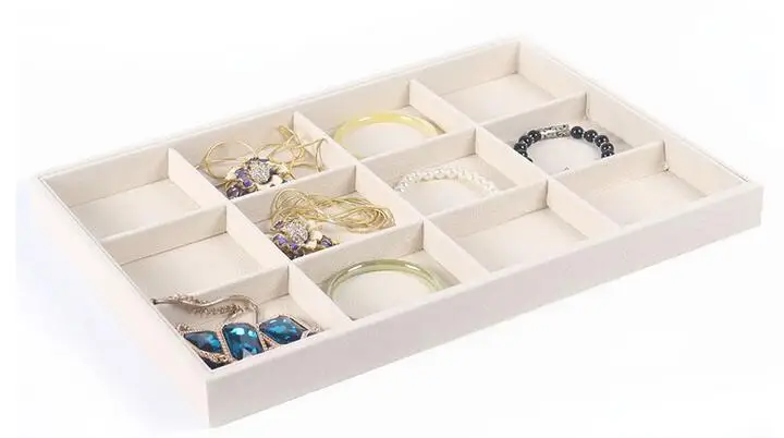 Einzigartige Beige Samt Schmuck Tray Schmuck Display Box Halskette Ohrring Anhänger Stud Organizer Andere Zubehör Zeigen Fall