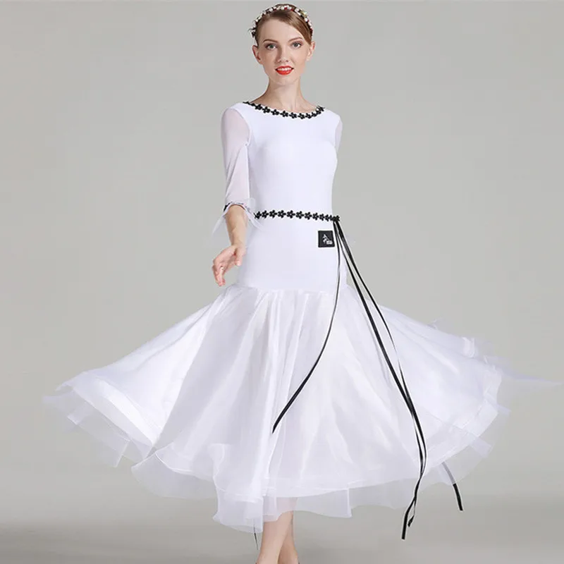 

Hollow Back Loutus Sleeves White Women Standard Ballroom Dance Dress Waltz Dance Wear Tango Dress Fringe Dance Clothes Ball Gown