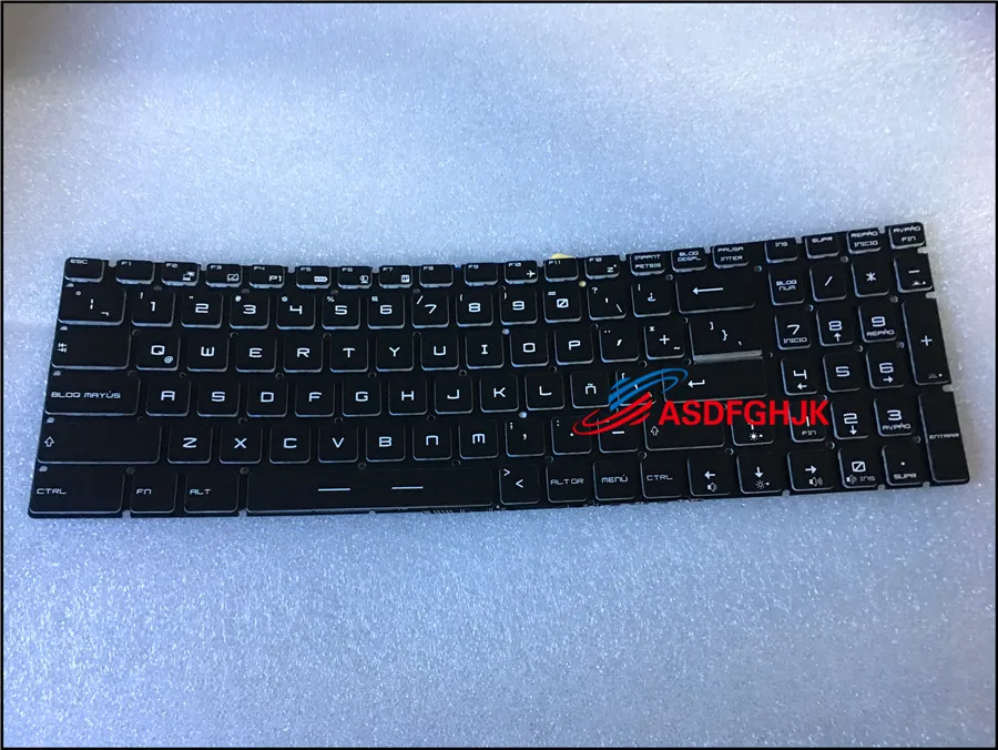 

Original Colorful Backlit Keyboard MSI GE62 GS63 GE72 GT72 gt62 gs70 GS60 GS73 PE70 PE60 V143422FK1 S1N-3E00211-SA0 Test