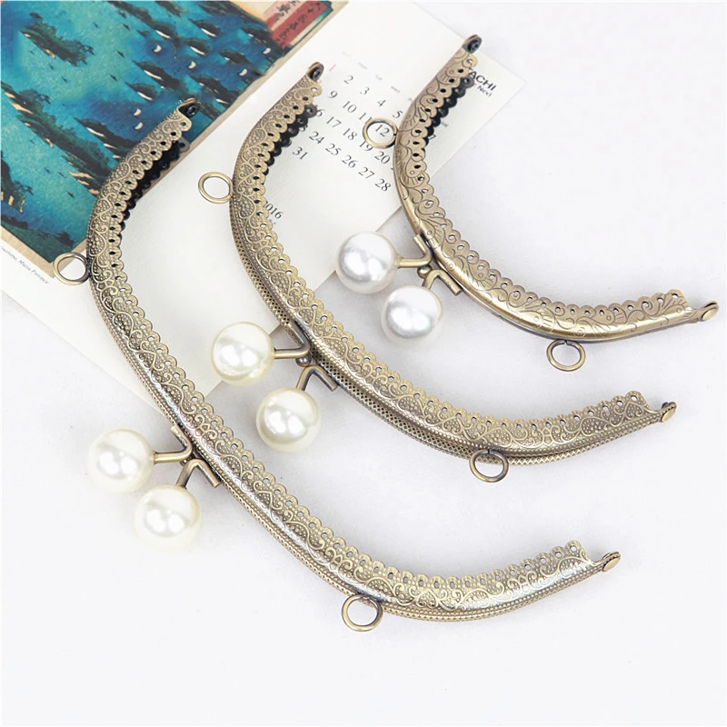 Lovely Pearl Head Metal Kiss Clasp Frame Replacement for Handmade Purse Metal Frame Handle Bag DIY Accessories KZ151324