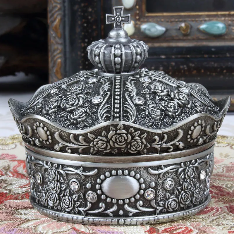 

Crown alloy metal jewelry box Bronze and ancient tin color jewelry box organizer makeup storage box for home decoration Z094B