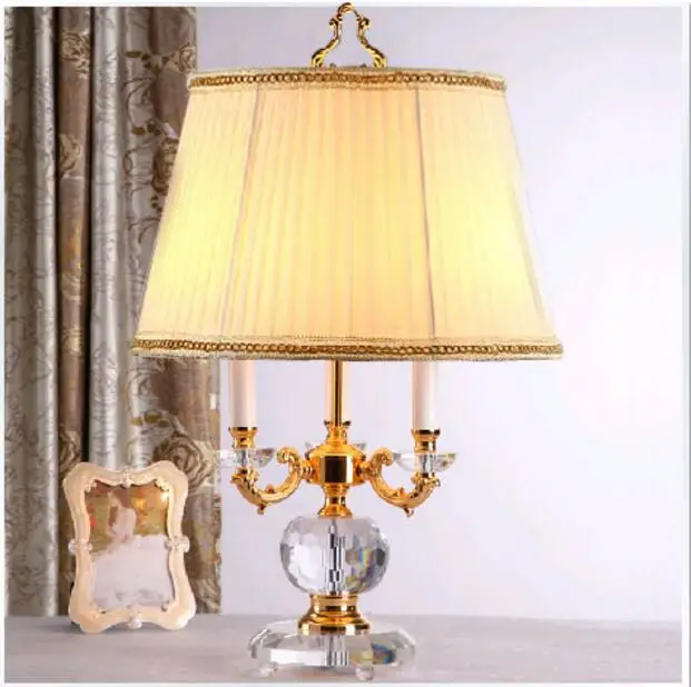 ファッション高級現代3ランプ高品質の高級クリスタルテーブルランプ