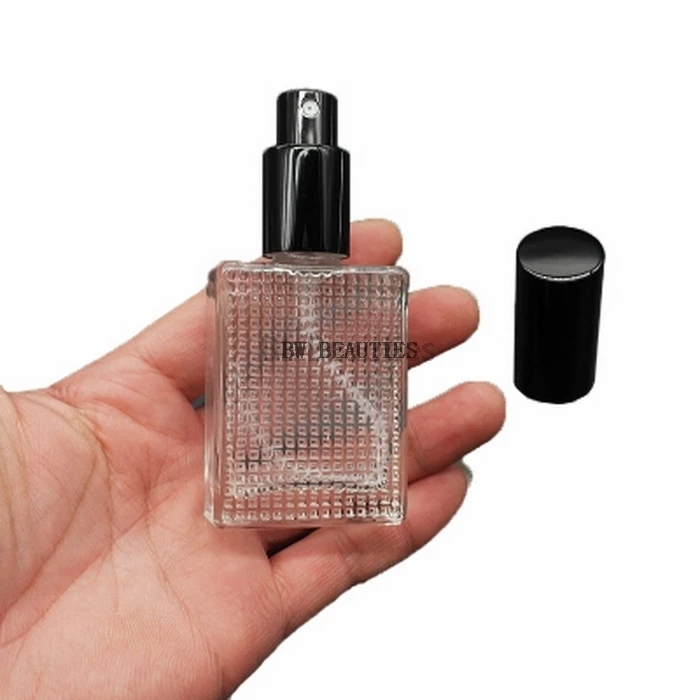 

50Pcs 30ml High Quality Empty Glass Spray Bottle Perfume Bottle with Fine Mist Sprayers for Essential Oil