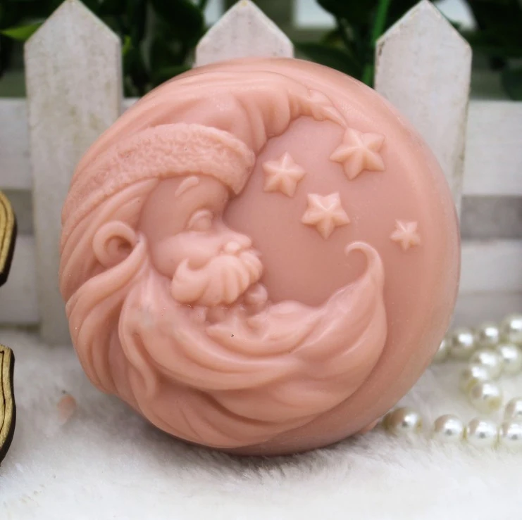 

Christmas Molds Silicone Soap Mold Moon Hat Santa Claus Soap Moulds DIY Chocolate Mould Soaps Mold Handmade Christmas Gift Molds