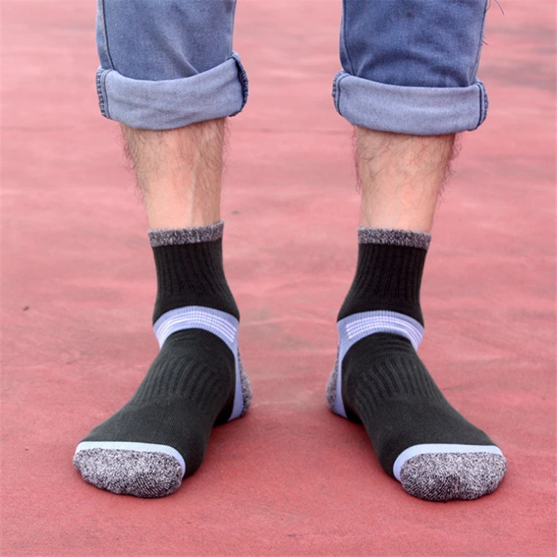 Men Running Sport Socks Cotton Compression Cycling Socks Professional Running Basketball Bike Socks Low Cut Run Sports Sock