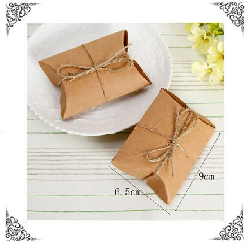 

RMTPT 100Pcs/lot Kraft Paper Pillow Candy Box Brown Shabby Rustic Wedding Favors Gift Candy Boxes Home Party Birthday Supply