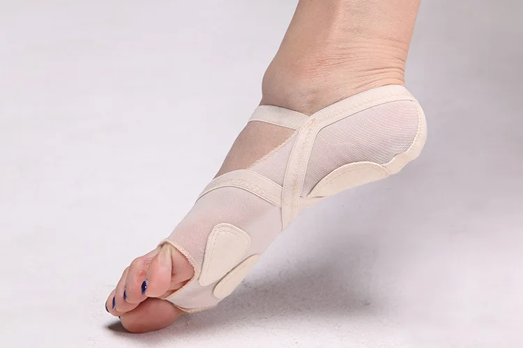 1 Pair Cotton Foot Pad Belly Ballet Dance Toe Pad Practice Shoes Foot Protection Dance Socks Gaiters High-heeled shoe Pad FX1021