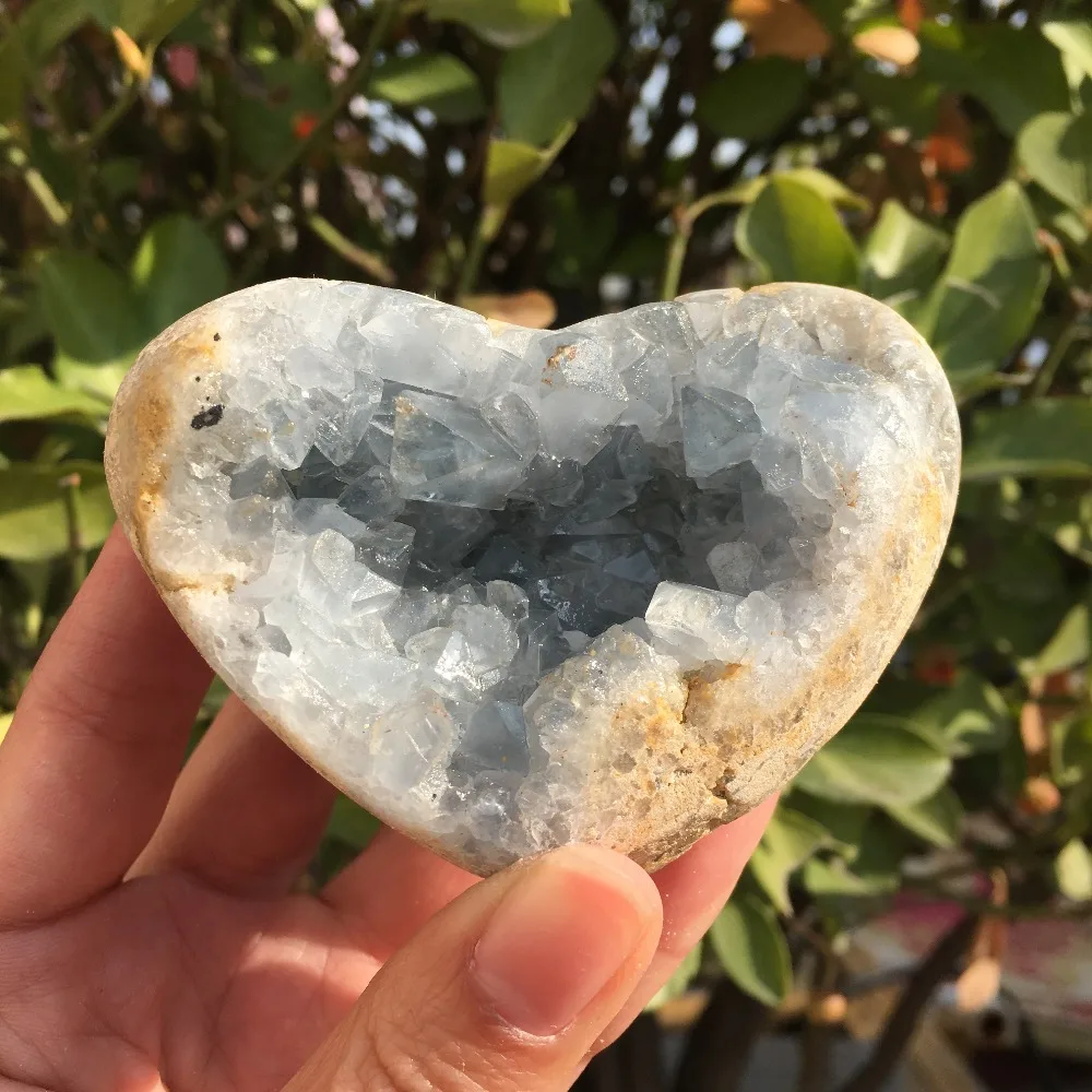 290g Natural blue celestite quartz Crystal Mineral Specimen heart