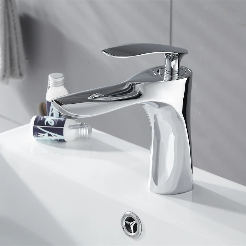 Modern Popular Brass Bathroom Sink Faucets Mixers Deck Mount Chrome Finish Silver Lavatory Basin Water Taps 1211C