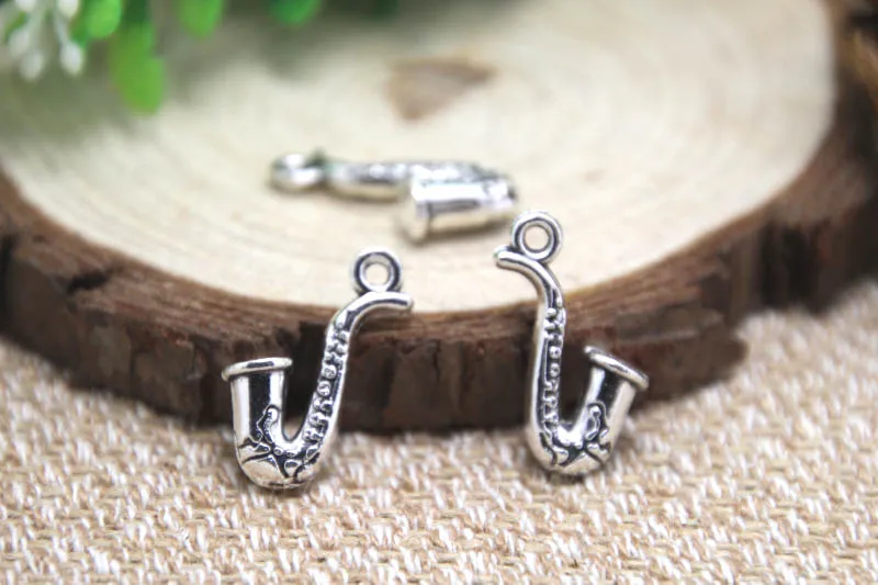 20pcs  saxophone Charms Antique silver music instrument saxophone Charm Pendant 22x16mm