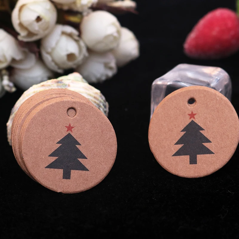 100pcs/lot Kraft Print Christmas Trees Paper Labels Beautiful Round Shape Tags 3.5cm for Party Christmas Cake Gifts Decoration