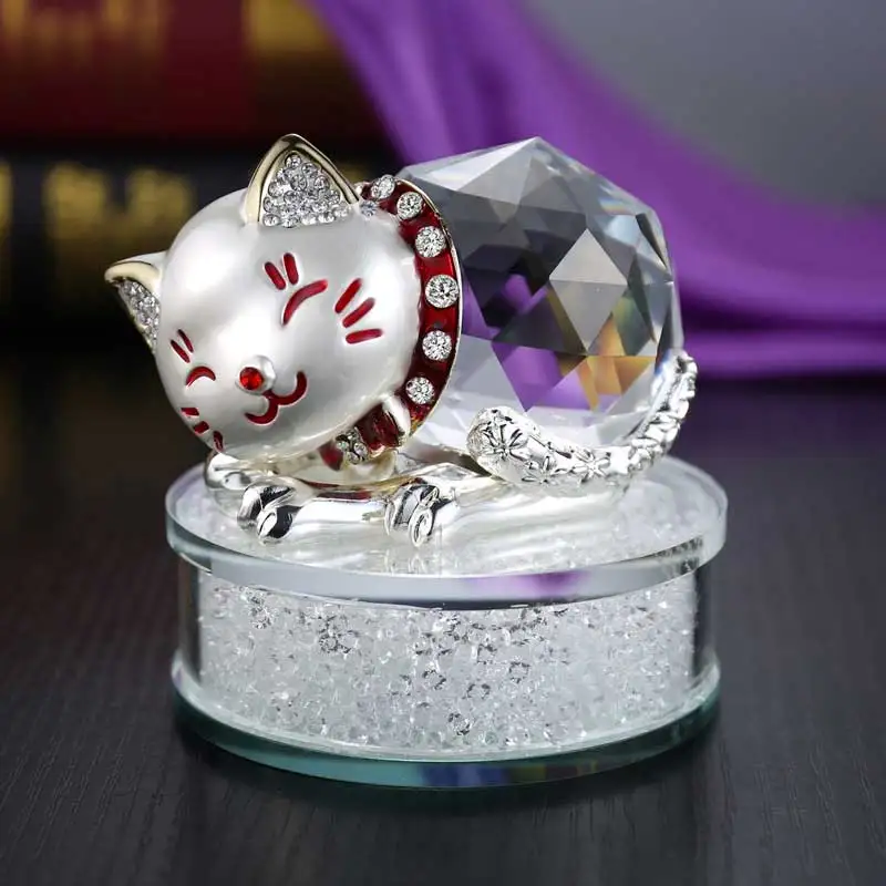 

1 pcs Modern Home Decoration Metal Crystal Cat Mascot Crafts Miniature Glass Souvenirs Animal Statue Lucky Cat Crystal Figurines