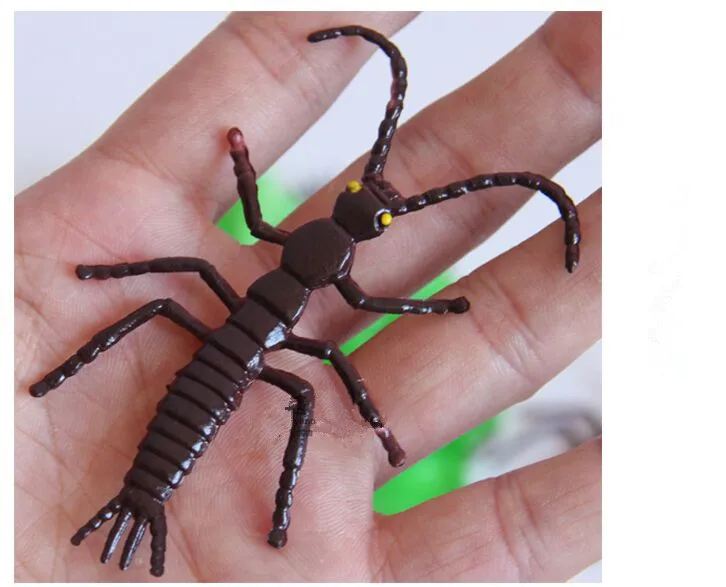 10Pcs/lot Simulation Tianniu model plastic fake insect props multi-legged animal toy scary whole Taoism with beetle