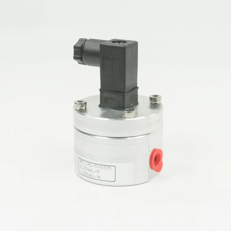 5~1000 ml/min Range Female thread connection and 0.2% accuracy 4~26VDC Power supply Low flow flowmeter