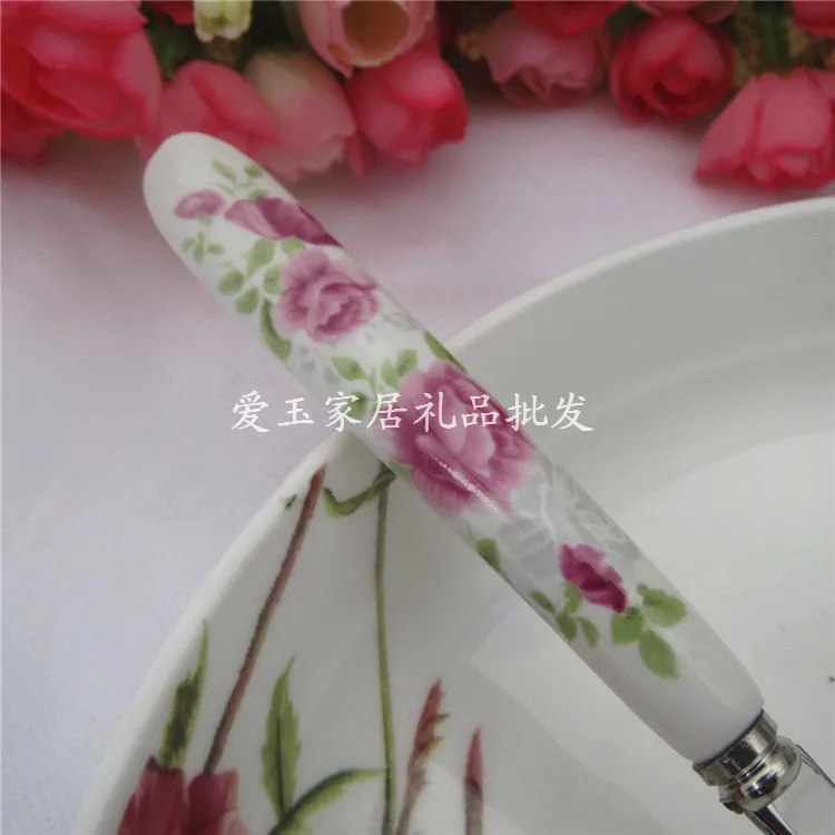 The value of bone handle stainless steel round large ceramic handle 18.8cm Korea public tableware