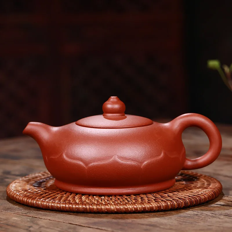 

250CC Dingshu Town Yixing China Black Tea Dahongpao Original Mine Purple Casserole Wholesale Zen Lotus Teapot Kungfu Tea Set