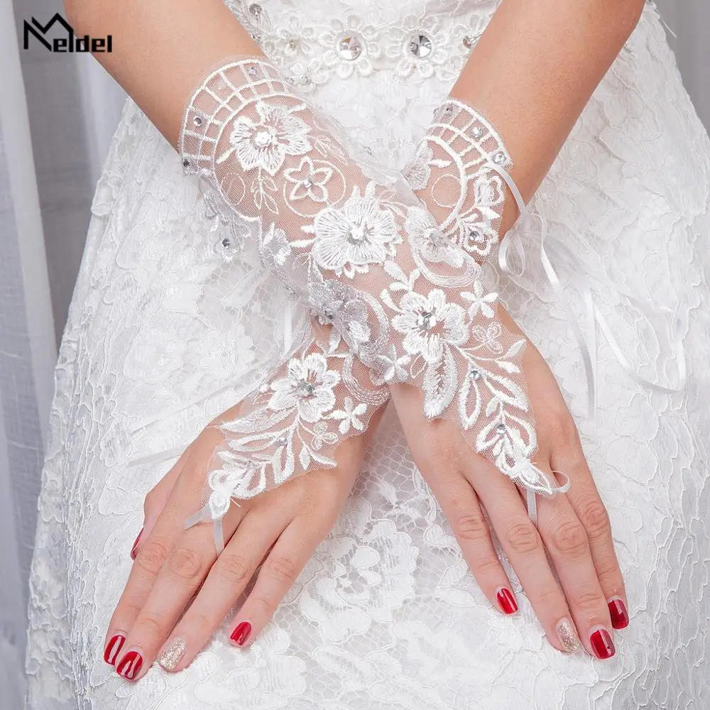 New Summer White Wedding Gloves For Bridal Evening Prom Wedding Accessories