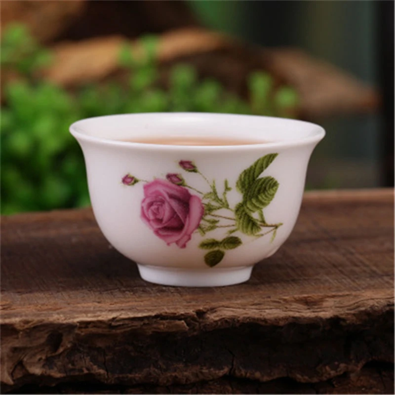 

4pcs/lot Mini cup 20ml China porcelain tea cup floral pattern in-glaze decoration Chinese cup of tea small size kungfu cups rose