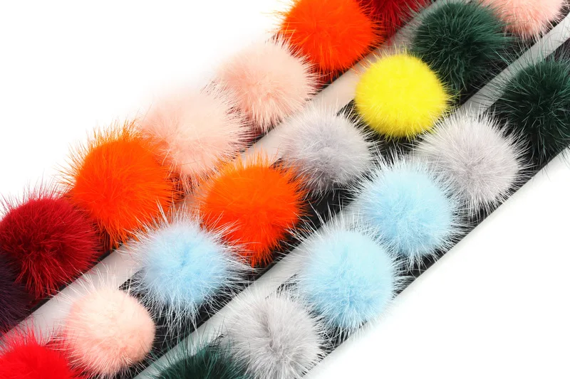 New Real fur design Winter Pom Pom Charm Bag Strap Women Bag Accessories Arrival Strap You Split Leather Handbag Straps Short