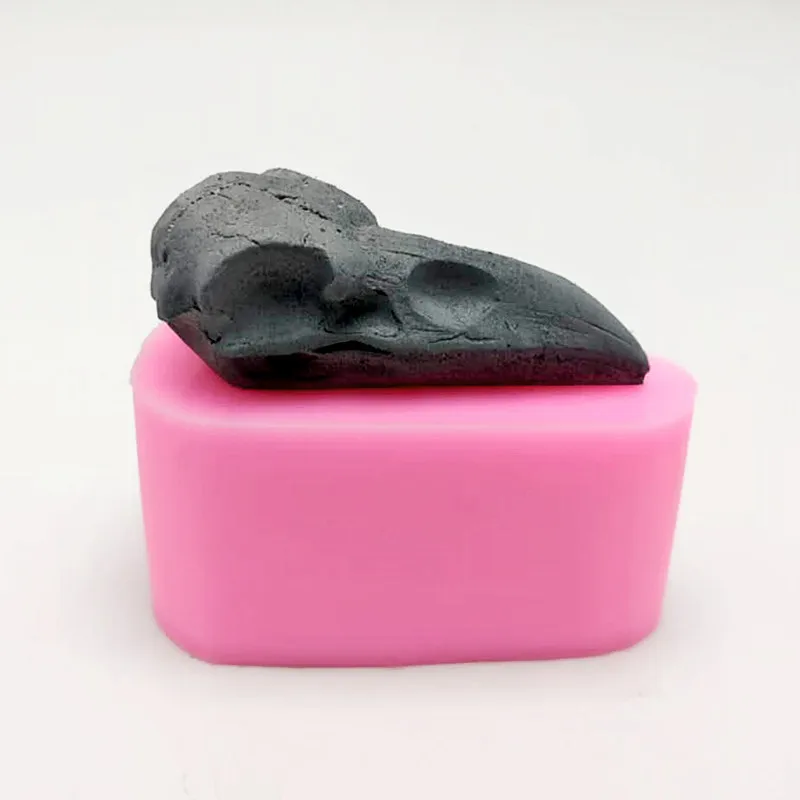 Small crow skull silicone mold diy making gypsum resin model fondant ice chocolate cake decorating tools