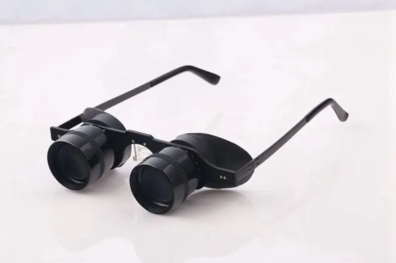 Bijia Fishing Glasses 10X Magnifying Loupe Binoculars Green Film HD Magnifier For Hiking Concert Watching Sport With Box