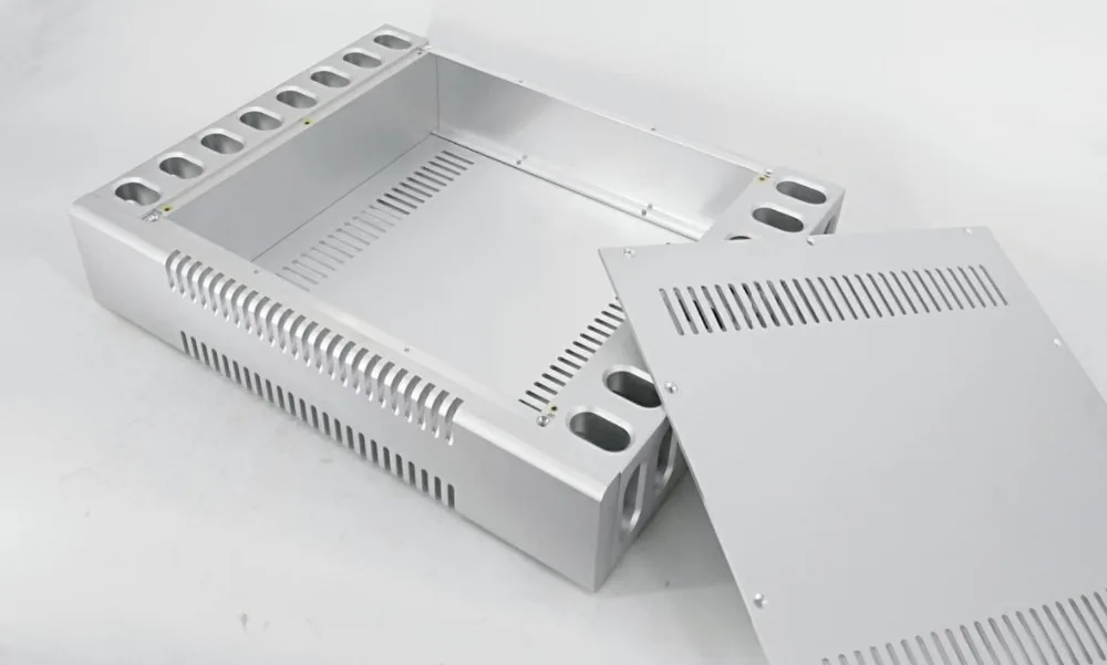 الفاخرة الألومنيوم CNC مكبر كهربائي الهيكل الفضة شخصية أمبير DIY الضميمة