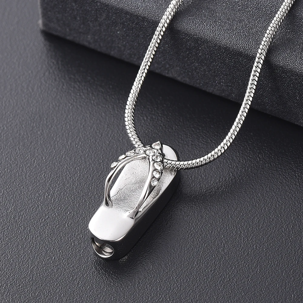 IJD10524 Clear Crystal Inlay Flip Flops Stainless Steel Cremation Ashes Memorial Jewelry Stainless Steel Urn Necklace For Women