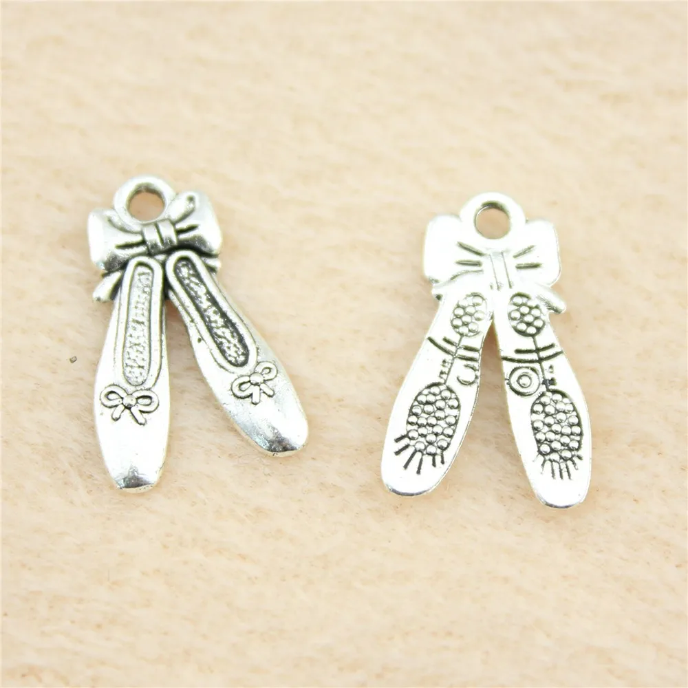 62pcs/lot 20*13mm ancient silver Embroidered Shoes charm Pendants DIY jewelry for bracelet necklace earring