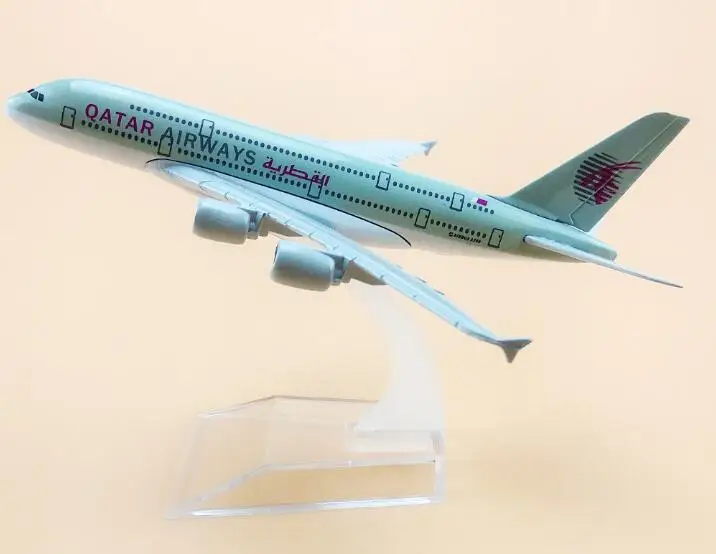 

size 1:400 plane model Boeing 747 Qatar Airways aircraft B747 Metal simulation airplane model for kid toys Christmas gift