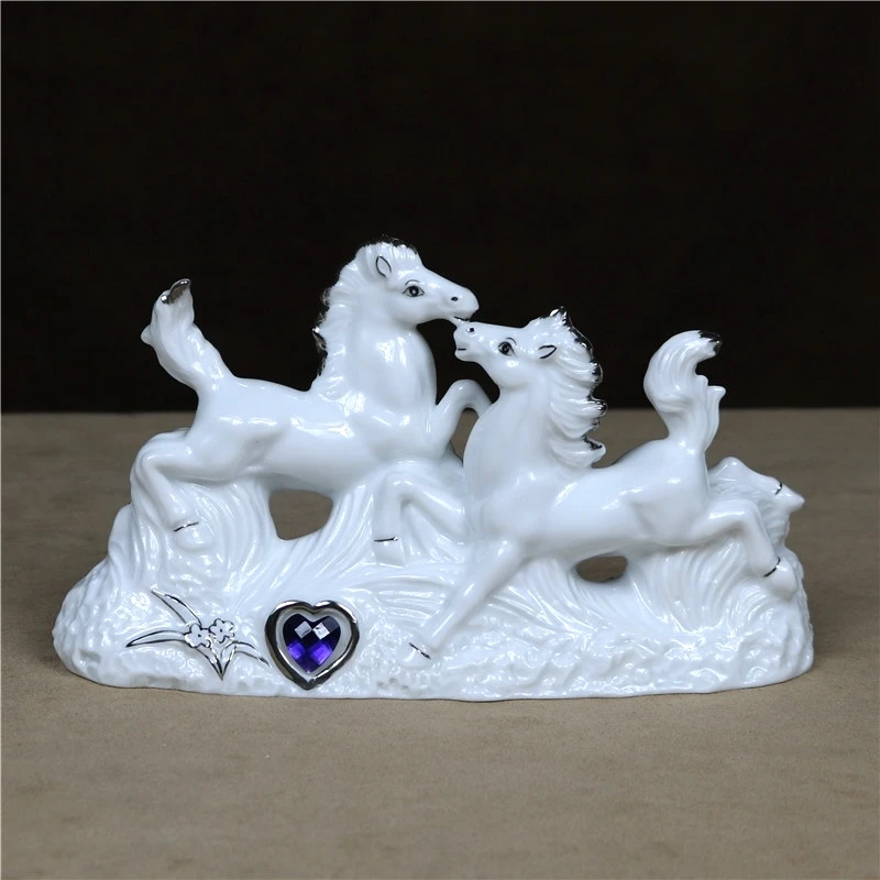 Porcelain Gallop Horse Sculpture Gemstone Ceramics Mustang Lovers Miniature Wedding Decor Valentine's Day Gift Craft Ornament