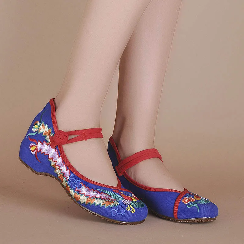 Spring Women Shoes Embroidered Mary Jane Casual Flats Shoes Chinese Style Cloth Shoes Woman Large Size 41 42 43 WSH2287