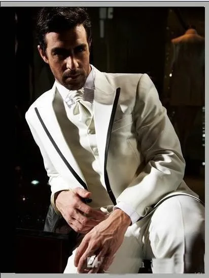 

Custom made NEW Groom Tuxedos Wedding Groomsman Suit Groomsman Bridegroom Suits (Jacket+Pants+Tie+Vest) Boy Suit
