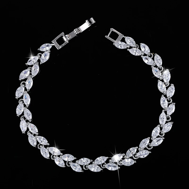 CWWZircons Neuer Trend 2026 Zirkonia-Schmuck Silberfarbener Blatt-Anhänger CZ-Kristall Damen-Armbänder Großhandel S0003 – Detail 2