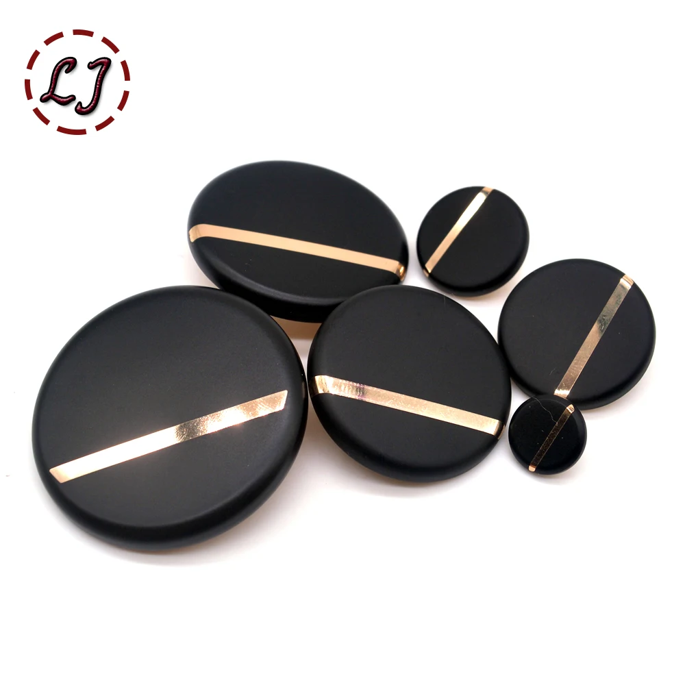 New fashion classic 30mm 40mm big decorative sewing buttons high quality plane black buttons for shirt overcoat accessory DIY