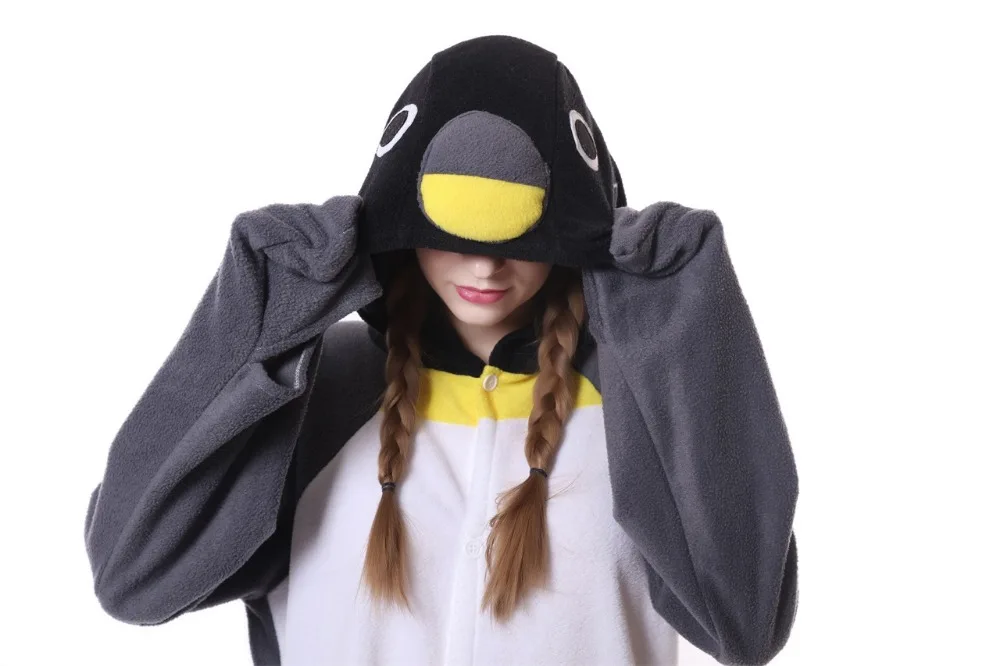 HKSNG ใหม่ผู้ใหญ่สัตว์สีเทาเพนกวิน Onesie Kigurumi ชุดนอนการ์ตูนสีเทาขนแกะเครื่องแต่งกาย Jumpsuits คริสต์มาสของขวัญสำหรับผู้หญิงผู้ชาย