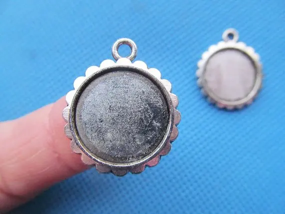 15pcs Antique Silver tone/Antique bronze Oval Flower Base Setting Tray Bezel Pendant Charm/Finding,fit 16mm Cabochon/Cameo