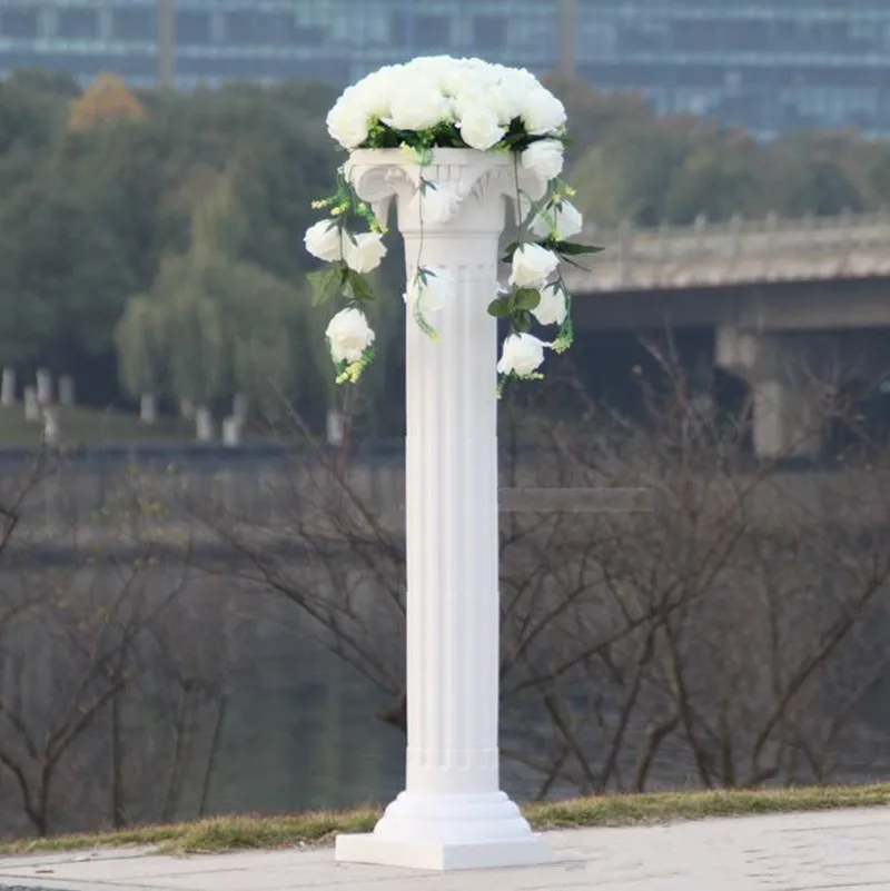 

4Pcs Artificial Rose Flower Bouquet With White Roman Column Road Lead Pillar For Wedding Decoarion
