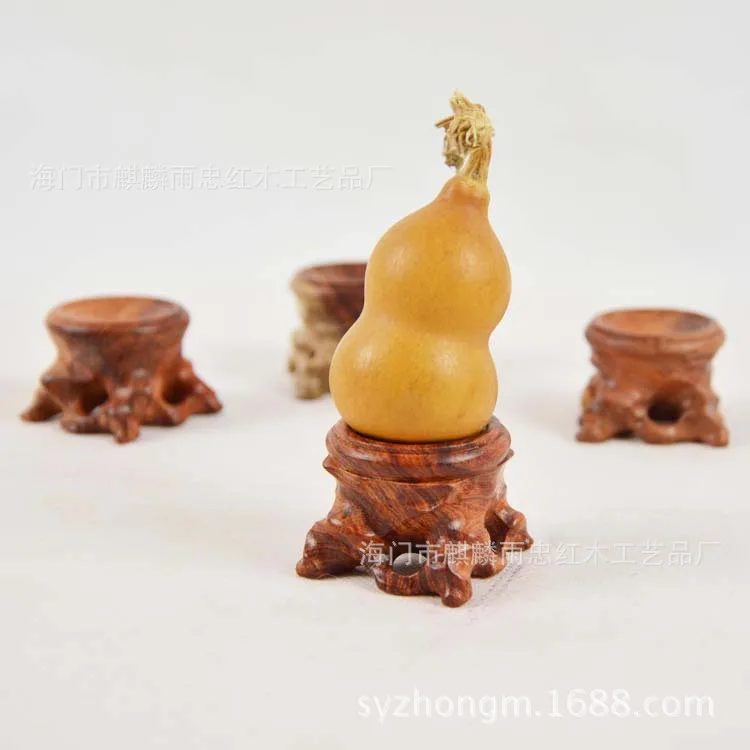 [Rain] Zhong mahogany walnut white wood carving gourd ornaments Man playing crystal ball base