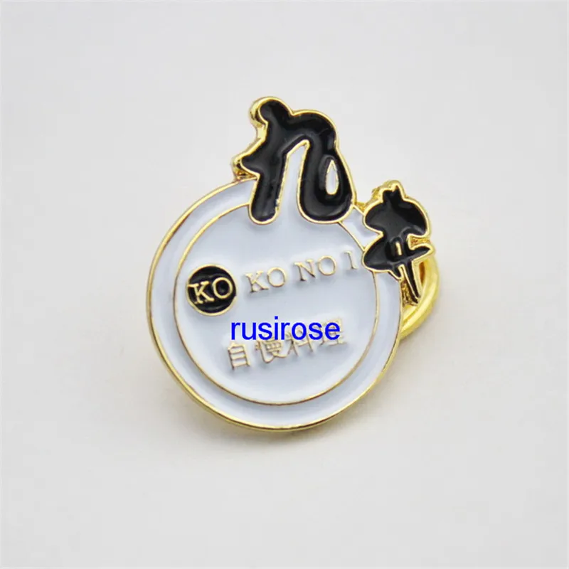 Factory production of high-end food service personnel soft enamel brooch badge