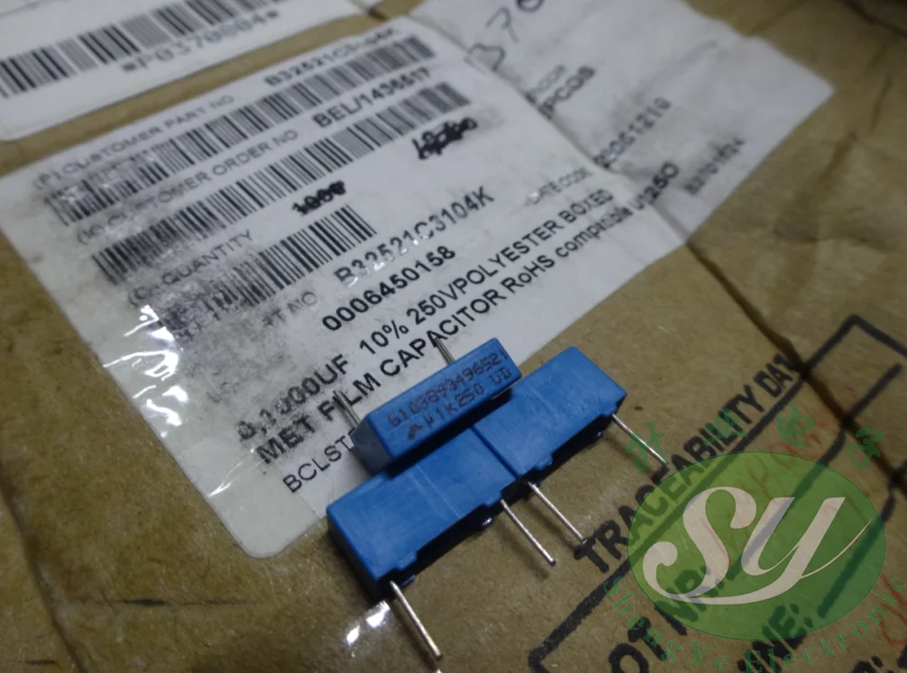 

2019 hot sale 20PCS/50PCS EPCOS 0.1uf/250v 100nf u1 104 new 10MM film capacitors B32521C3104K free shipping